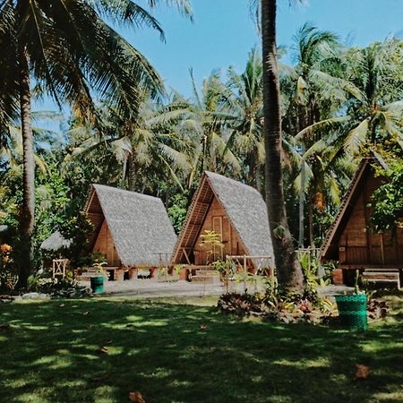 Villa Bunga Jabe à Îles Îles Karimunjawa Extérieur photo