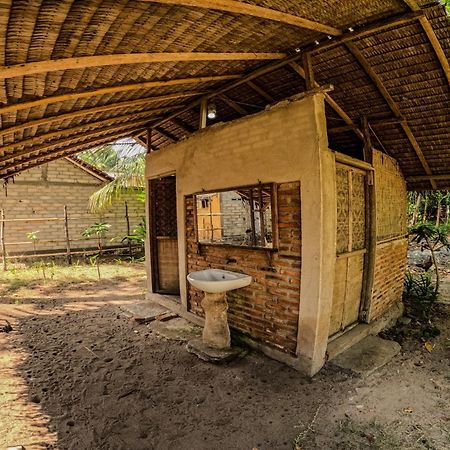 Villa Bunga Jabe à Îles Îles Karimunjawa Extérieur photo