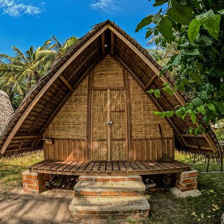 Villa Bunga Jabe à Îles Îles Karimunjawa Extérieur photo