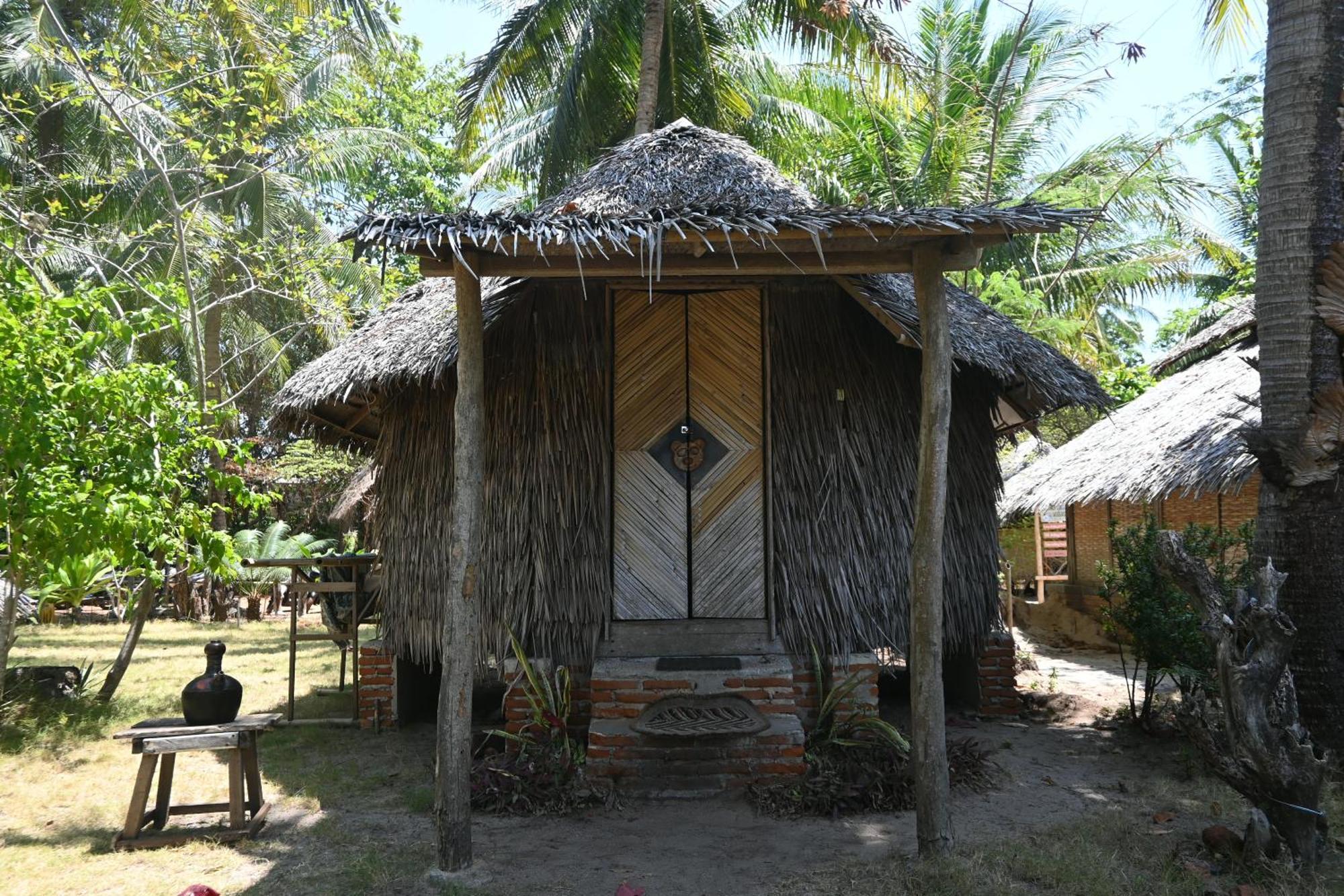 Villa Bunga Jabe à Îles Îles Karimunjawa Extérieur photo