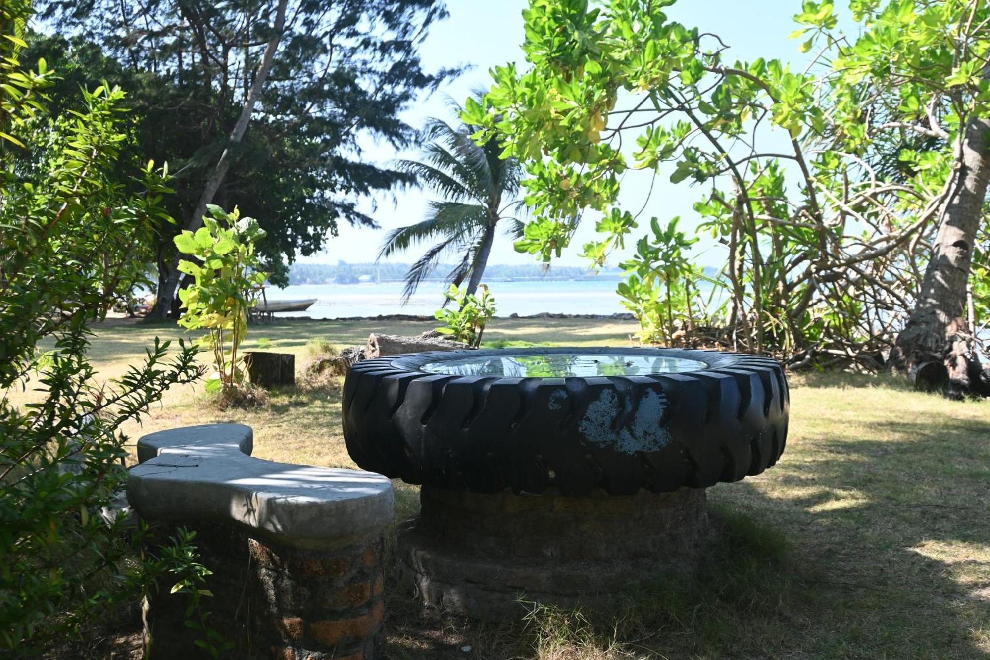 Villa Bunga Jabe à Îles Îles Karimunjawa Extérieur photo