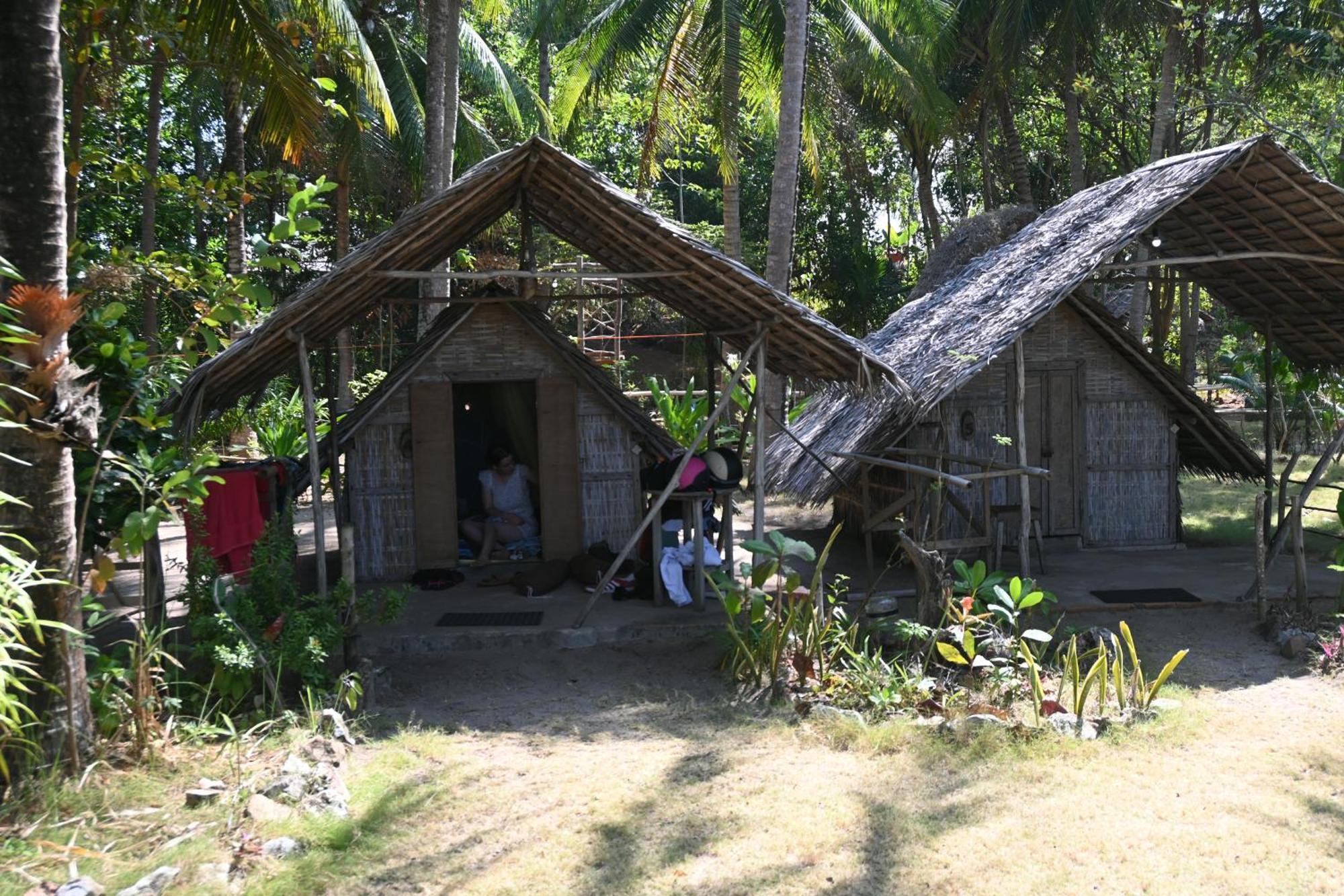 Villa Bunga Jabe à Îles Îles Karimunjawa Extérieur photo