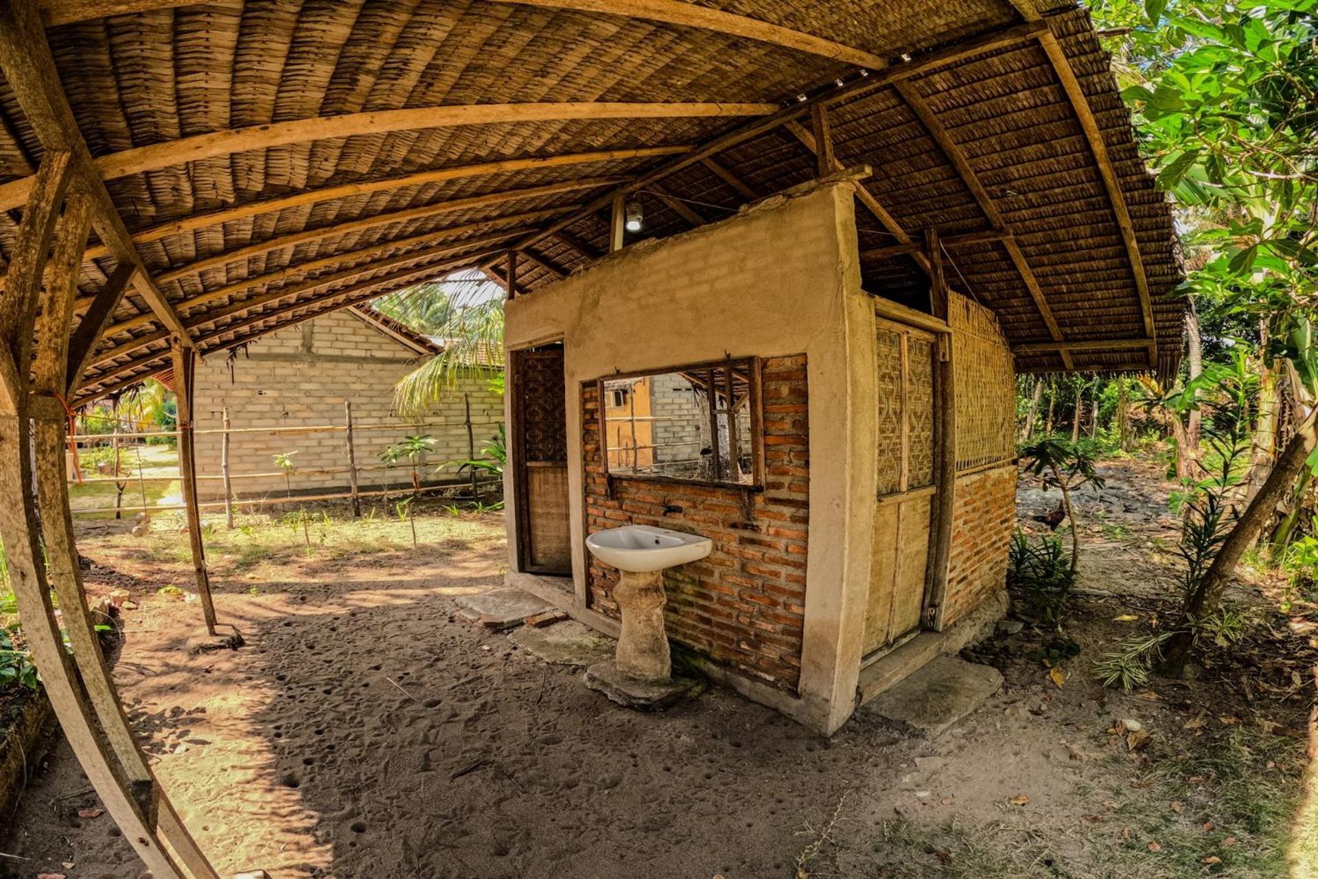 Villa Bunga Jabe à Îles Îles Karimunjawa Extérieur photo